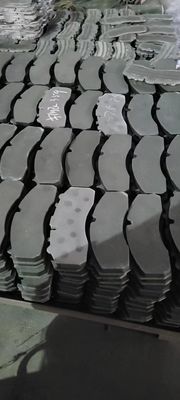 OE D1181 D1080 05080868AC 5080868AA XH GRAND CHEROKEE III WH এর জন্য কার্বন সিরামিক ব্রেক প্যাড